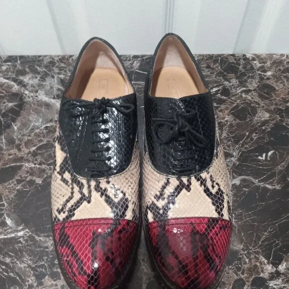 Marc Jacobs Oxfords size 8 - Picture 3 of 8